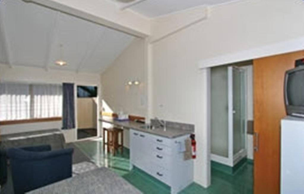 Ocean Motel Paraparaumu Room photo