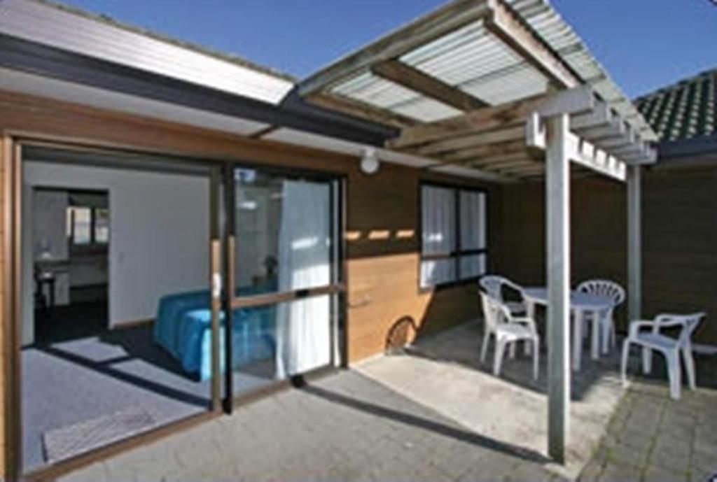 Ocean Motel Paraparaumu Room photo